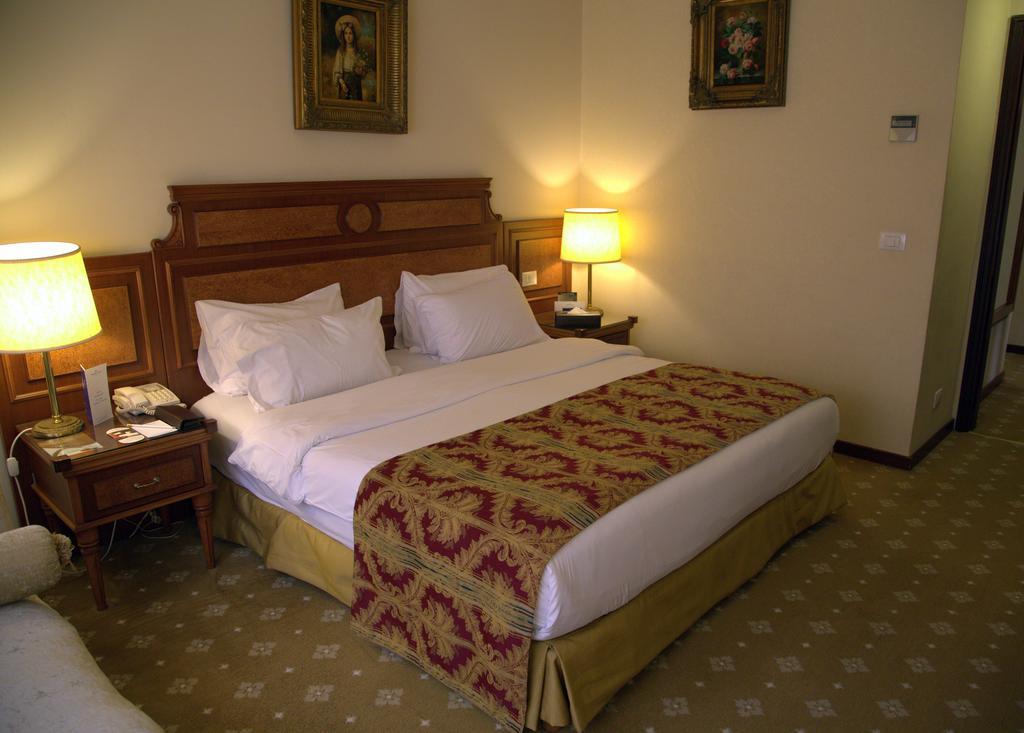 Serenada Golden Palace - Boutique Hotel Beirut Eksteriør bilde