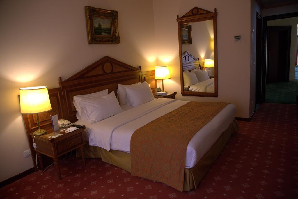 Serenada Golden Palace - Boutique Hotel Beirut Eksteriør bilde